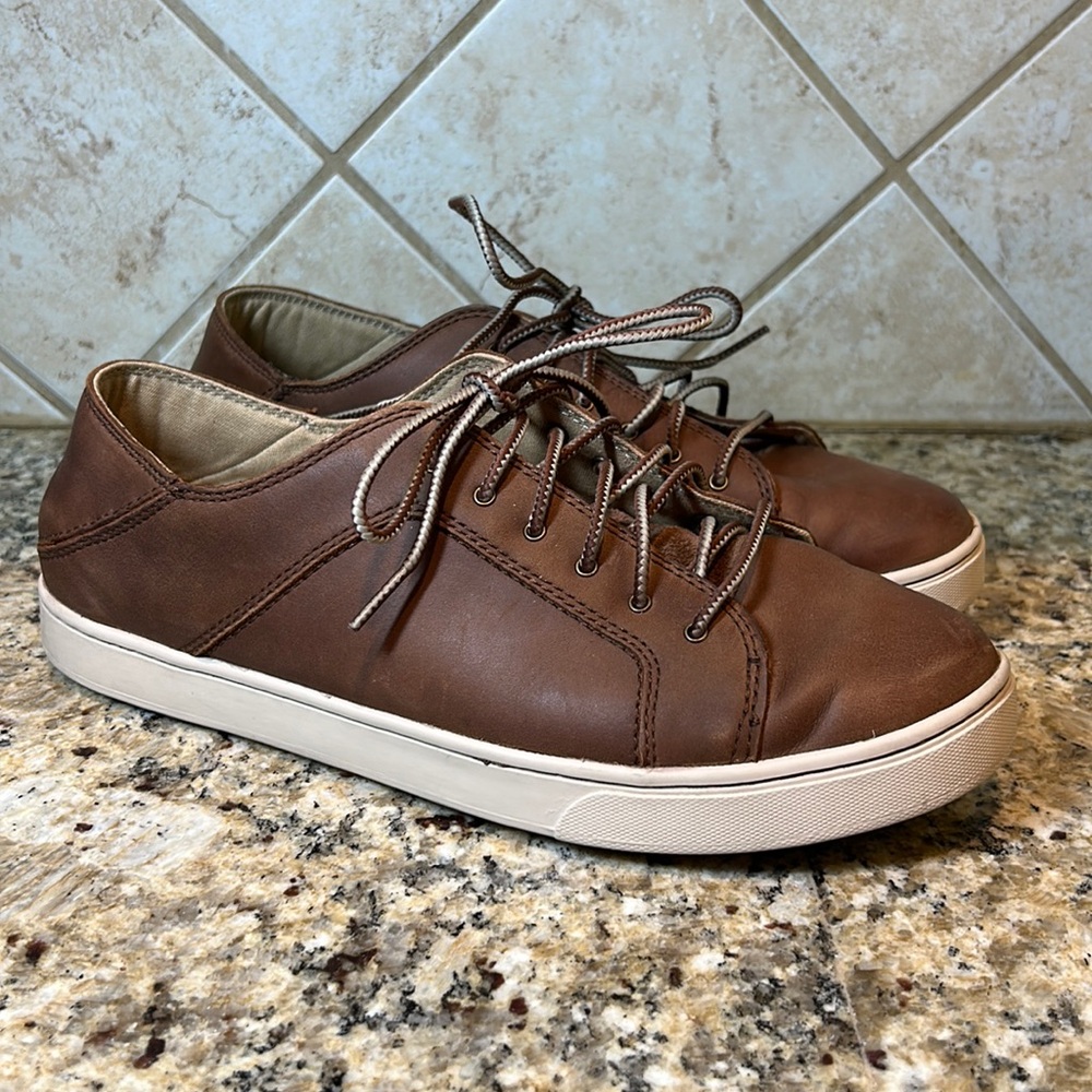 OLUKAI ONEO Brown Leather Lace Up Sneakers women’s 10 EU 40